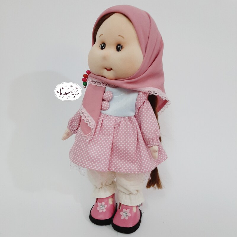 پک عروسک زهرا خانم 40 سانتی با چادر و لباس اضافه و سجاده و مهر
