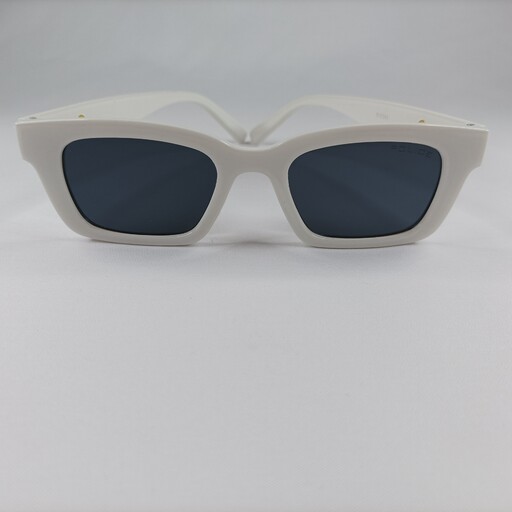 عینک آفتابی زنانه مستطیلی کد 340 لنز UV400 برند POLICE ایتالیا با فریم سفید و بسیار باکیفیت