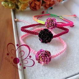 دستبند گل رز سرامیکی، با بند بافته شده 