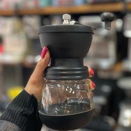 آسیاب دستی قهوه با تیغه سرامیکی و مخزن شیشه ای همراه با جار نگهداری دانه قهوه