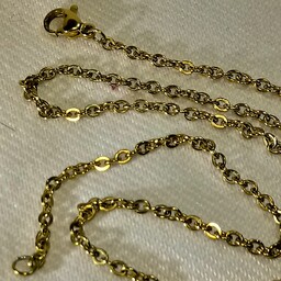 زنجیر طلایی براق طرح زیبا طول 47 سانت مقاوم و شیک.زنانه و مردانه