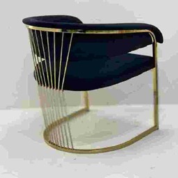 صندلی فلزی مدل سزار دررنگ بندی طلایی وکروم ورنگ بندی چرم و پارچه هزینه ارسال به صورت پس کرایه به عهده مشتری میباشد 