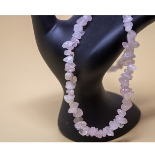 گردنبند  سنگ رز کوارتز نامنظم ( کوارتز صورتی)  rose quartz 