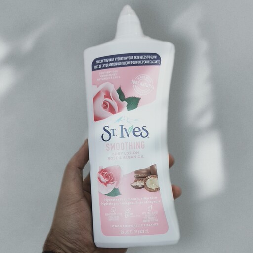 لوسیون بدن ST.ives با روغن آرگان و رز