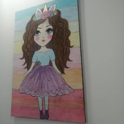 تابلو نقاشی طرح دختر روی شاسی