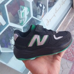 کفش بچگانه نیوبالانس تک چسب سایز 31 زیره پیو ارسال رایگان از یاسوج