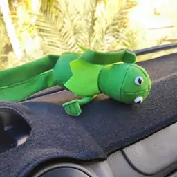 عروسک نمدی قورباغه کرمیت ( sad Kermit )