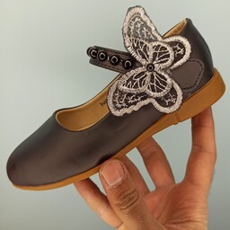 کفش مجلسی دخترانه مدل پروانه ای سایز 26 الی 31 دو رنگ مشکی و کرم
