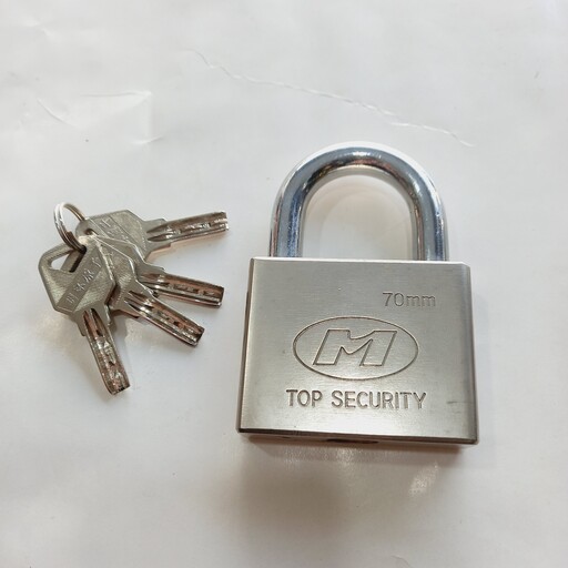 قفل آویز فولادی سایز 70 برند M جنس عالی با 4 کلید هلالی