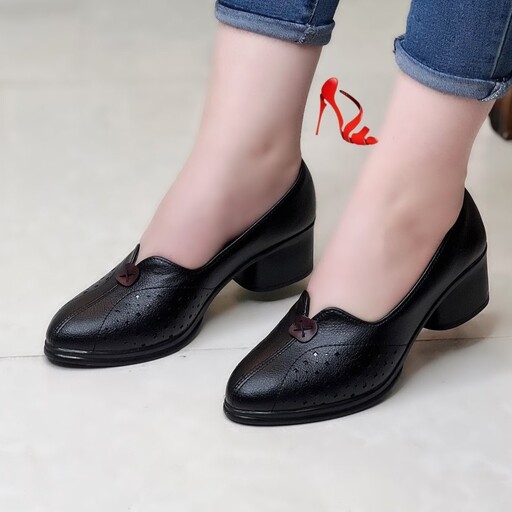 کلاسیک 

کد7060
رویه چرم بیاله  پاخوری شیک
پاشنه 5 سانت پیو 
Size37 ta 41
کیفیت باضمانت تولید تبری