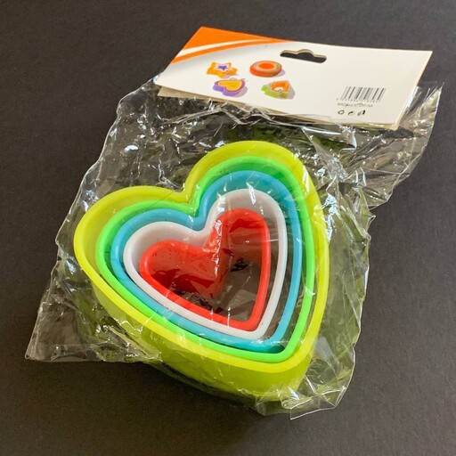 کاتر پلاستیکی پنج عددی قلب