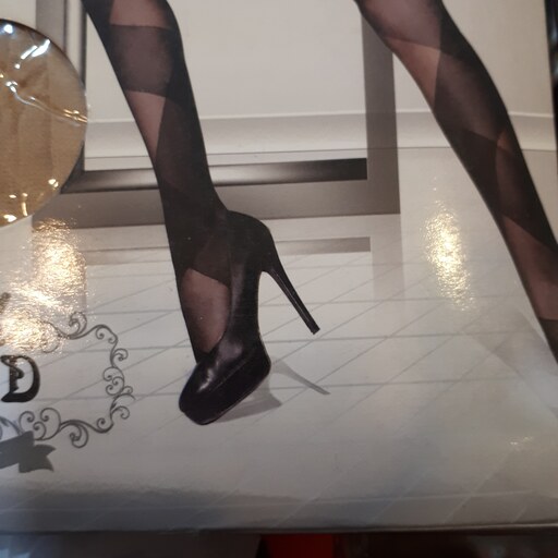 ساپورت زنانه  طرح دار بدون جوراب و جوراب دار کاملا کشی و فری سایز رنگ کرم 