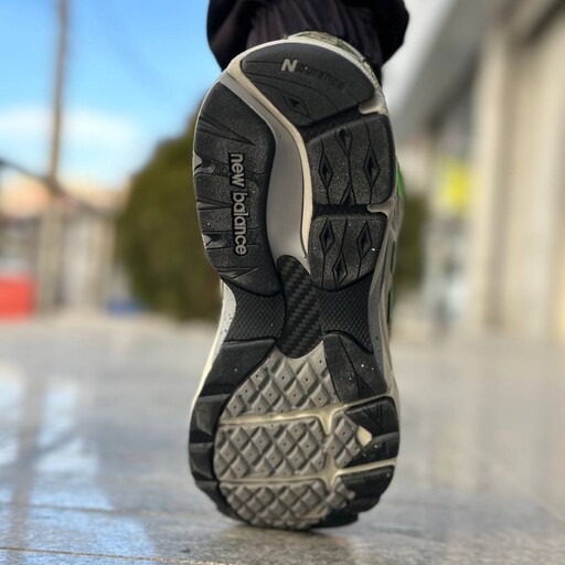 کفش مردانه نیوبالانس مدل 990 رنگ خاکستری 