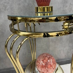 میز  عسلی کنار  مبلی کلاسیک دایره
رنگبندی طلایی،نقره ای  مشکی
جنس فلز آبکاری شده
کیفیت  فورتیک