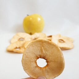 سیب خشک زرد بدون پوست (100 گرمی)