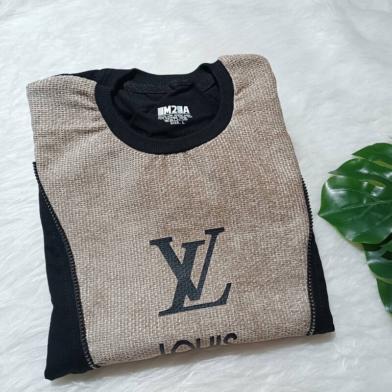 تیشرت مردانه Louis Vuitton  سایز L رنگ کرم،مشکی