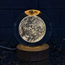 چراغ خواب گوی کریستال طرح ماه سایز 8 (ارسال پس کرایه)