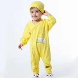 لباس ست سرهمی و کلاه نخی نوزاد ضدحساسیت 2 تکه زرد جوجه