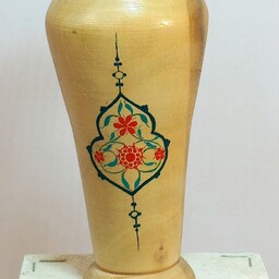 گلدان خراطی نقاشی شده  با طرح بداهه