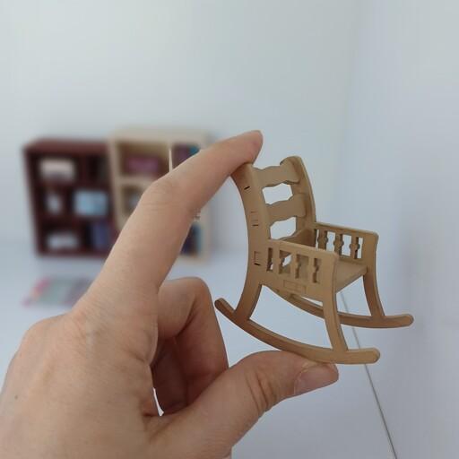 ماکت صندلی راکر مینیاتوری چوبی در رنگ دلخواه ،مناسب برای خانه عروسکی و باربی و ماکت سازی