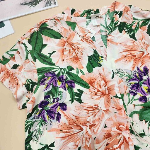 پیراهن زنانه طرح هاوایی برند H-M مناسب برای سایز XS تا مدیوم