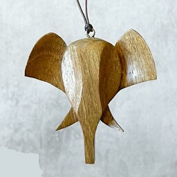 گردنبند چوبی فیل طرح مینیمال با چوب گردو نماد قدرت و صلابت 