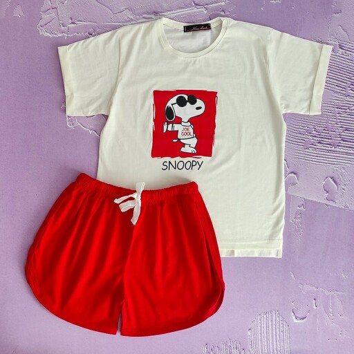 ست تیشرت کراپ و شورتک snoopy  موجود در دو سایز  جنس نخ پنبه