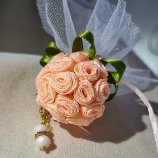 تسبیح عروس
دسته گل عروس روبانی کیوت و کوچک 
کاملا دست ساز
در رنگهای متنوع
