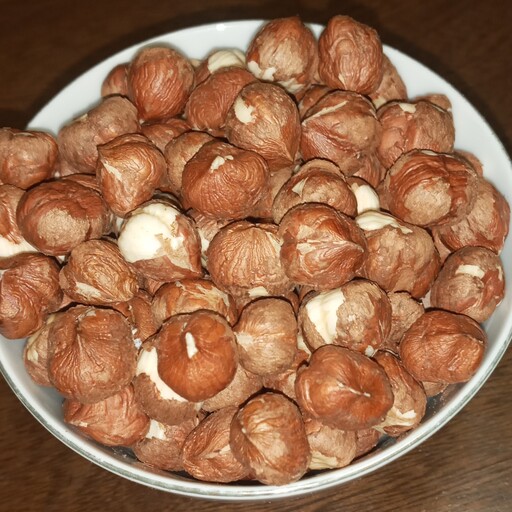 مغز فندق خام خشک(500گرمی )درجه یک (با تخفیف)