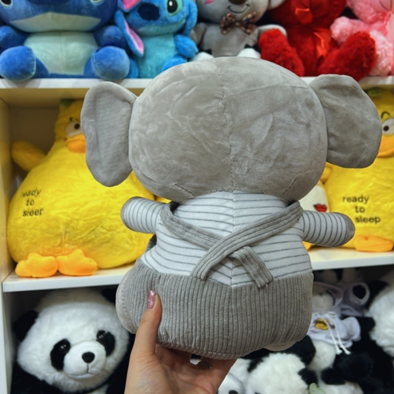 عروسک فیل طوسی لباس کبریتی(وارداتی،نانو،ضد حساسیت،قابل شست و شو)