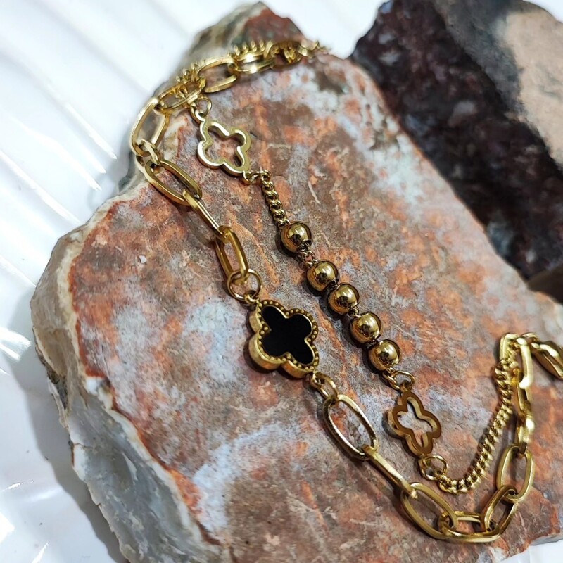 دستبند ونکلیف زنانه با آبکاری طلا بسیار زیبا مخصوص خاص پسندا 