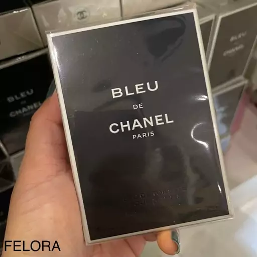 عطر ادکلن لالیک بلو شنل (بلو چنل) ادو تویلت  Chanel Blue de Chanel