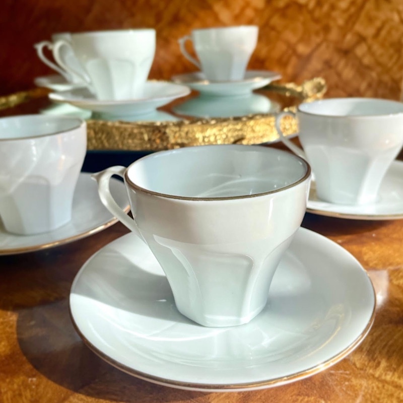 ست فنجان و نعلبکی چایخوری 12 پارچه چینی مقصود لب طلایی