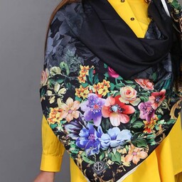 روسری تک مدل گل های رنگی زمینه مشکی دور دوخت با طرح و کیفیت عالی 