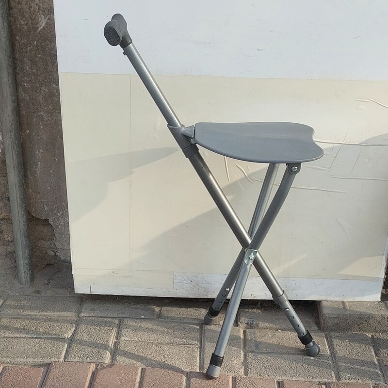عصا صندلی با امکان تنظیم ارتفاع.  صندلی عصایی سرو پیکر