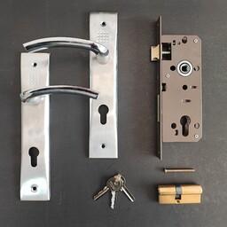 مجموعه قفل سویچی ، سیلندر و دستگیره درب چوبی خالدار کروم مخصوص درب  چوبی کد 03