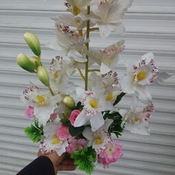 گلدان ارکیده سفید