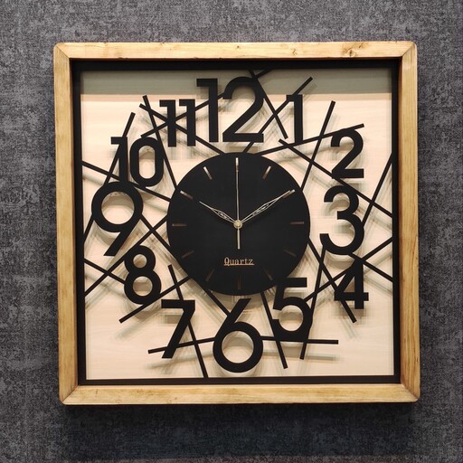 ساعت دیواری چوبی مربع رومی در دو رنگ عسلی و خام