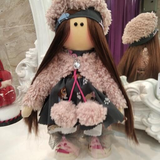 عروسک روسی ژورنالی با بهترین کیفیت قد عروسک در حدود 38 سانت قابلیت نشستن دارد کت عروسک آستر کشی شده