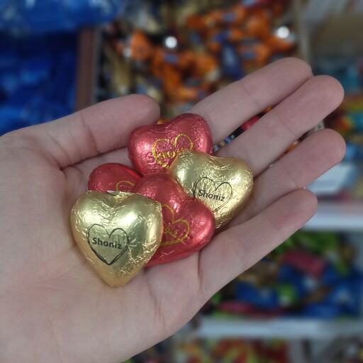 شکلات قلبی شونیز قرمز و طلایی یک کیلوگرم