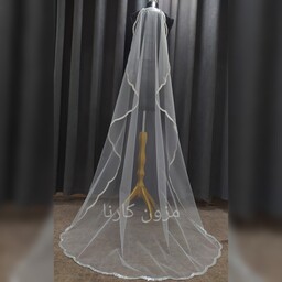 تور سر عروس با حاشیه ی پلاتینه فول شاین دو متری مزون کارنا