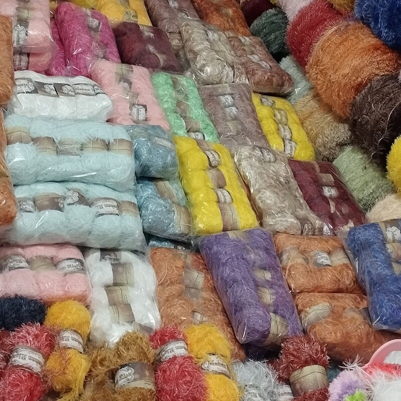 کاموا یوموش در رنگبندی کامل کلافی