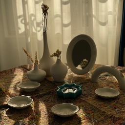 هفت سین بتنی به همراه آینه،حوض ماهی رزینی و گلدان 