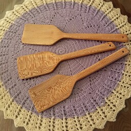 کفگیر چوبی مناسب تفت و پخت کوکو دستساز