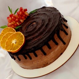 کیک شکلاتی با فیلینگ موس نسکافه و موس شکلات ارسال بصورت پس کرایه 