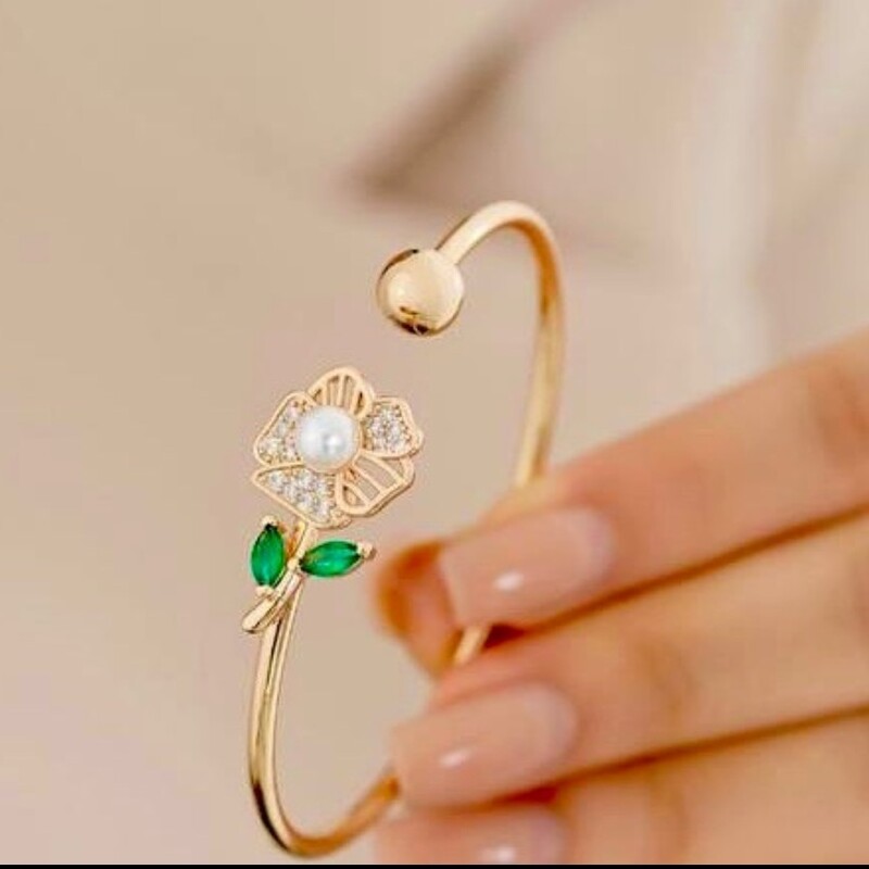 دستبند دخترانه استیل رنگ ثابت  طرح گل  ضد حساسیت مارکysx ارسال رایگان