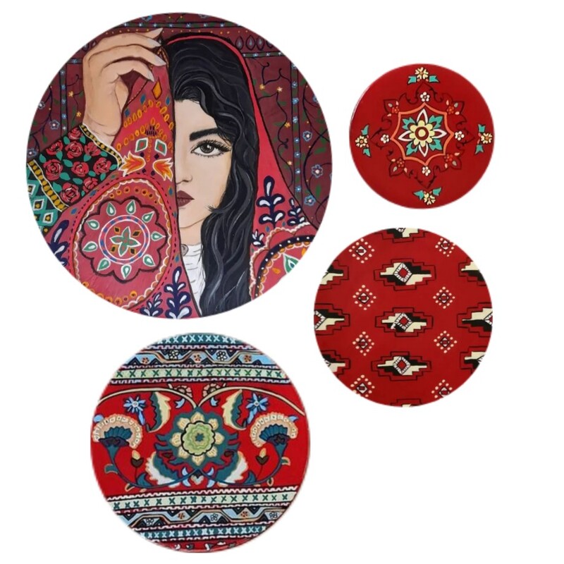 ست دیوارکوب سفال فرشینه تابلو فرش قالی طرح فرش دستباف دختر ایرانی صنایع دستی  سنتی  اصیل