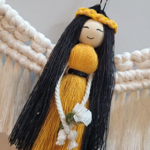 آویز عروسک فرشته با بال سفید مکرومه بافی 
