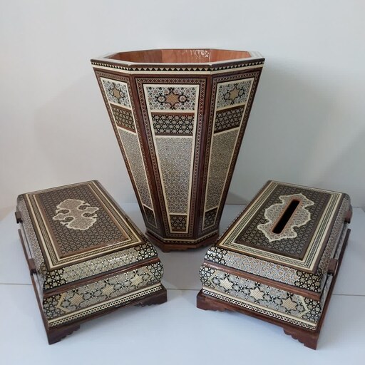 ست جعبه دستمال کاغذی ،جعبه کارد و چنگال و سطل بسیار نفیس و اعلا خاتم کاری هنر دست استادان اصفهان