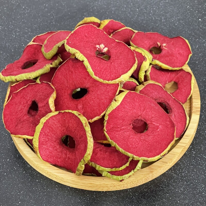 سیب خشک (قرمز) لبویی درجه یک تازه 200 گرمی محصول امسال روناس(میوه خشک سیب قرمز) رنگ شده با لبو